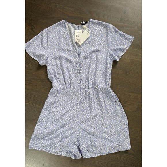 NWT Rails Sophia Romper in Sky Blue Daisies Rayon lightweight ( missing tie) XS - Picture 5 of 5